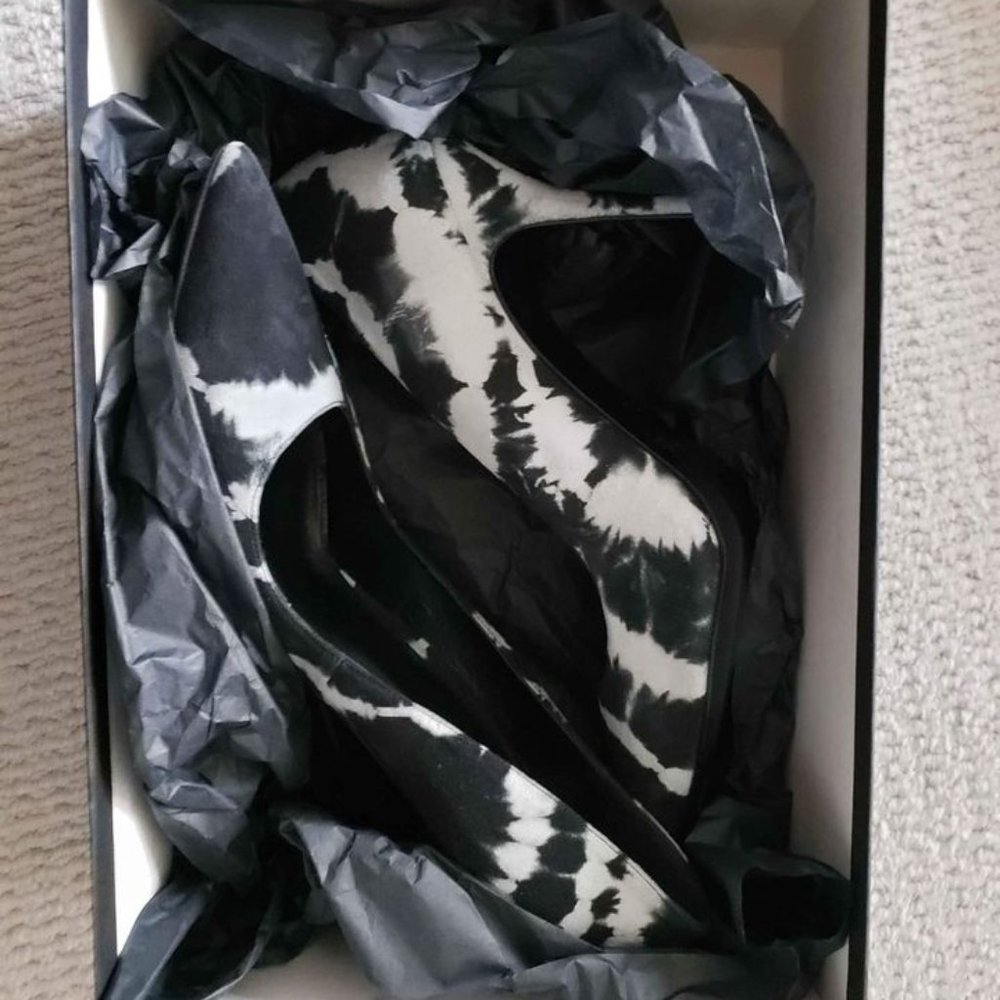 NEW in Box  Elyse Walker Suede Tie Dye Pump Heels Women 7.5 (37.5 EU)